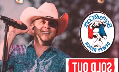 Justin Moore